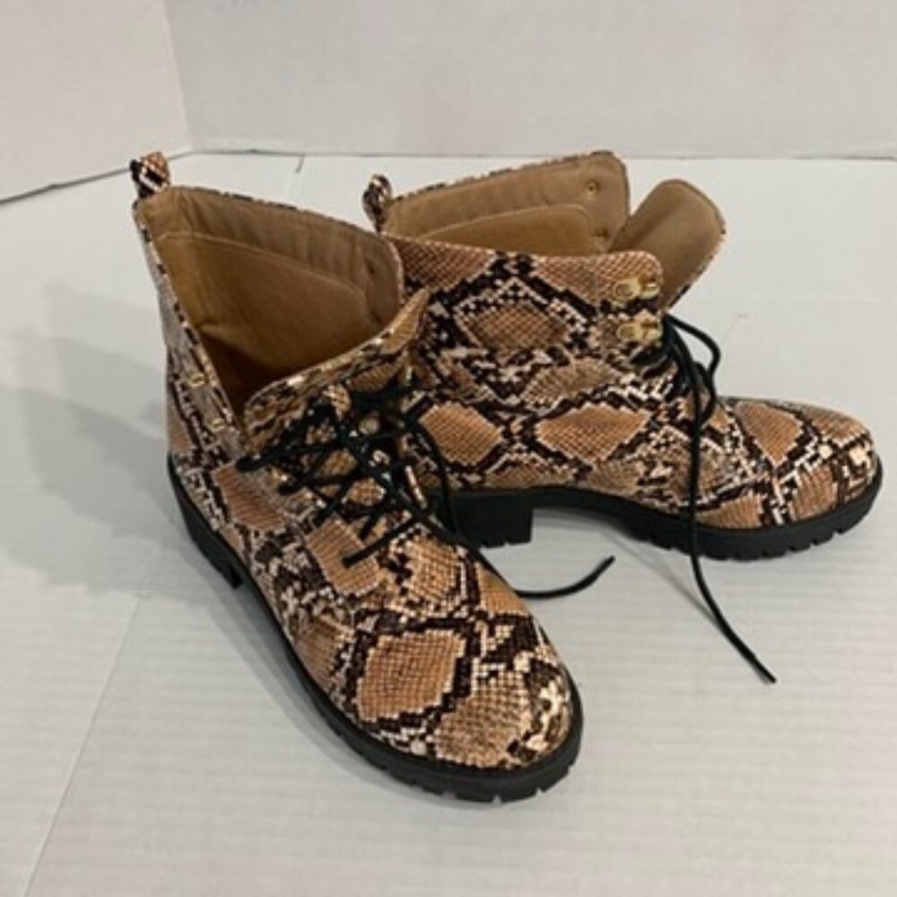 LuLu Devyn Tan Snake Print Ankle Boots Women size 8
